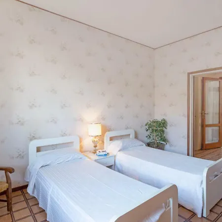 Holiday home Locazione Turistica Amalia *