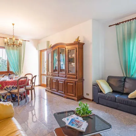 Locazione Turistica Amalia Holiday home *