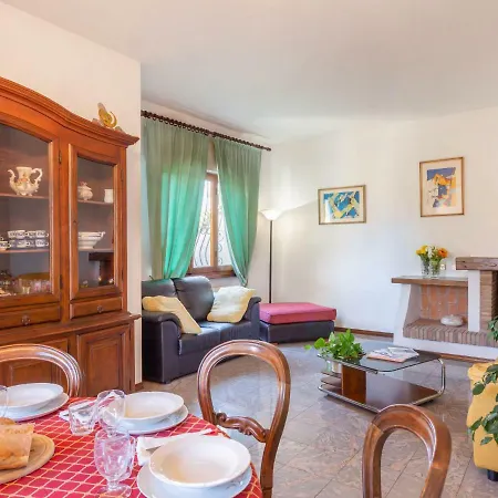 Holiday home Locazione Turistica Amalia