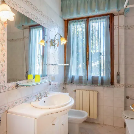 Holiday home Locazione Turistica Amalia *